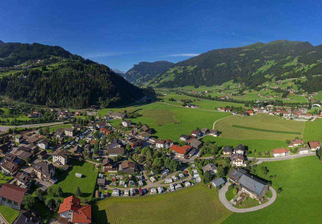 Apparthaus & Chalets Hofer Zell am Ziller Exterior foto